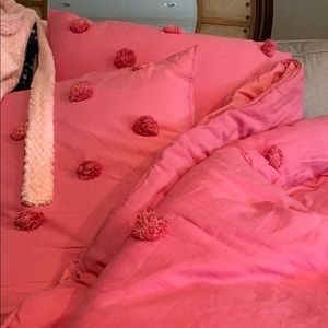 Crinkle puff Pottery Barn Teen Queen size